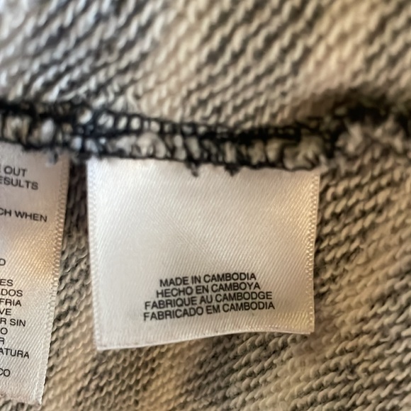 Jones New York sport women’s blouse size Large in good condition smoke free home - Picture 9 of 11